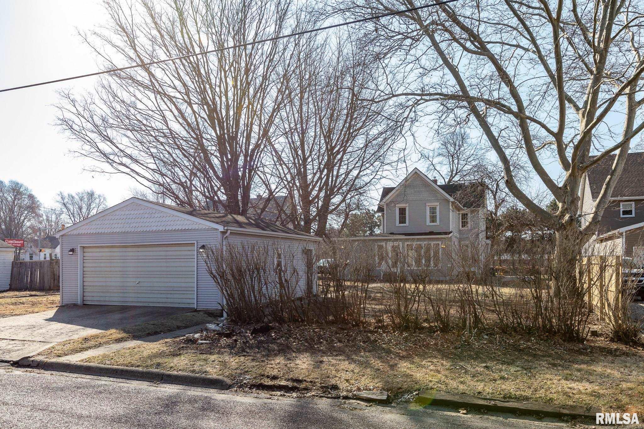 1013 Broadway Street, Pekin, Illinois image 3