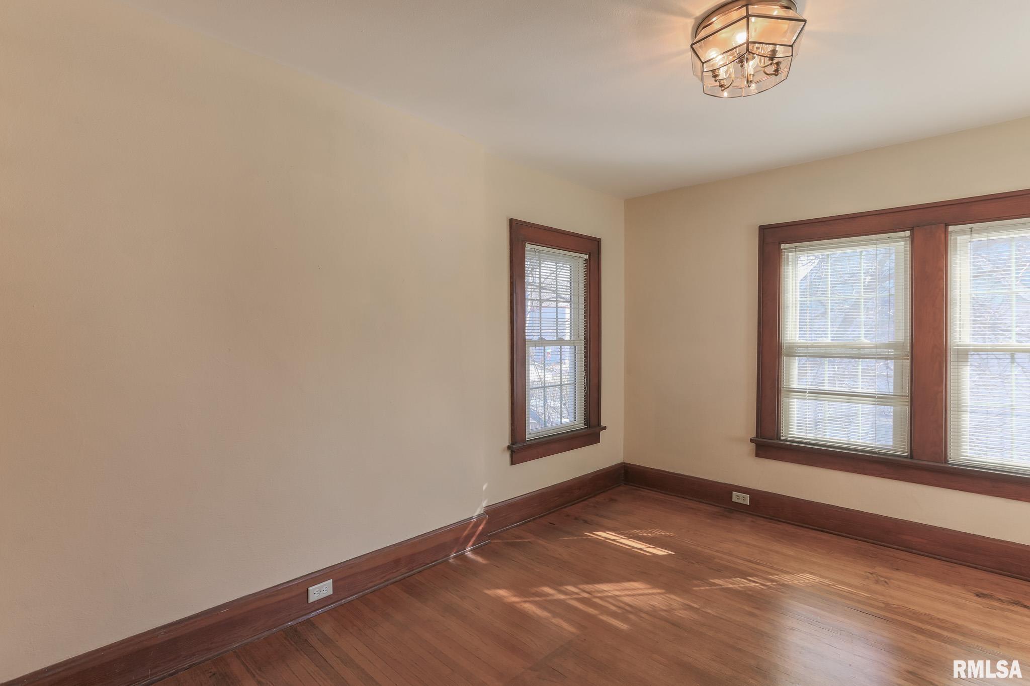 1013 Broadway Street, Pekin, Illinois image 30