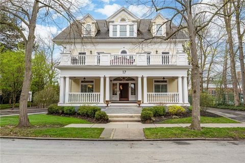 17 Sibley Place UN#03 Rochester NY 14607