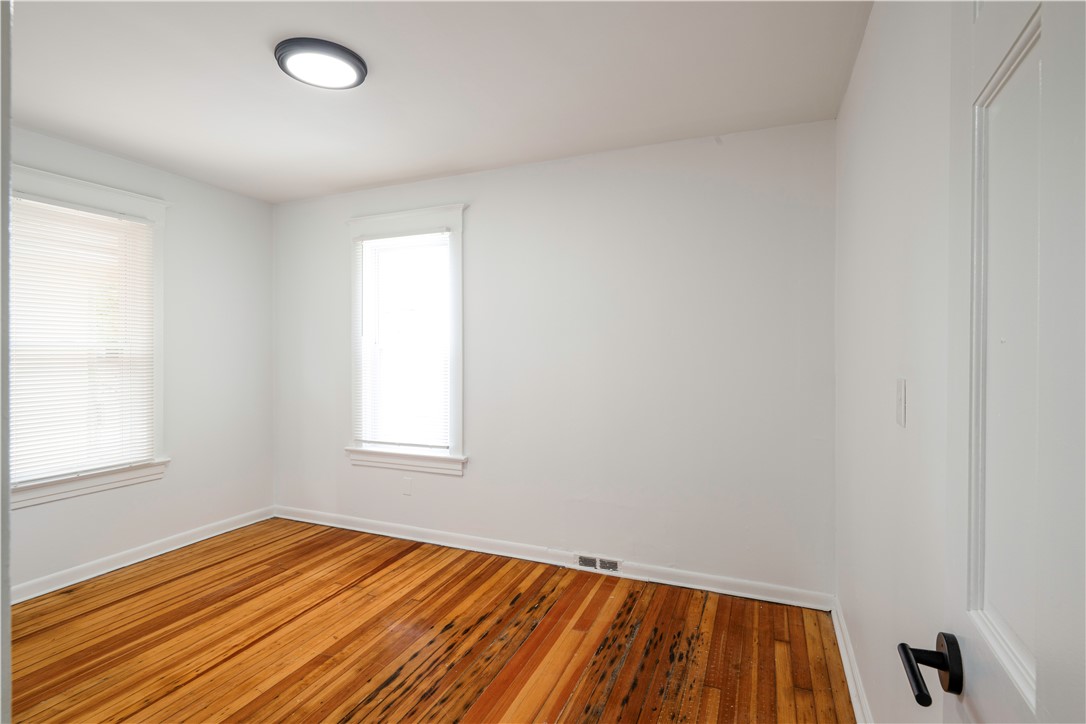 27 Engel Place, Rochester, New York image 10