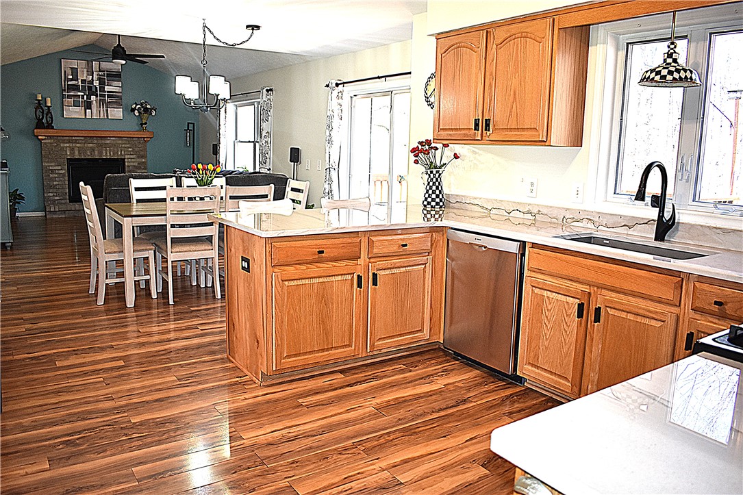 2029 Woodgate Drive, Ontario, New York image 11