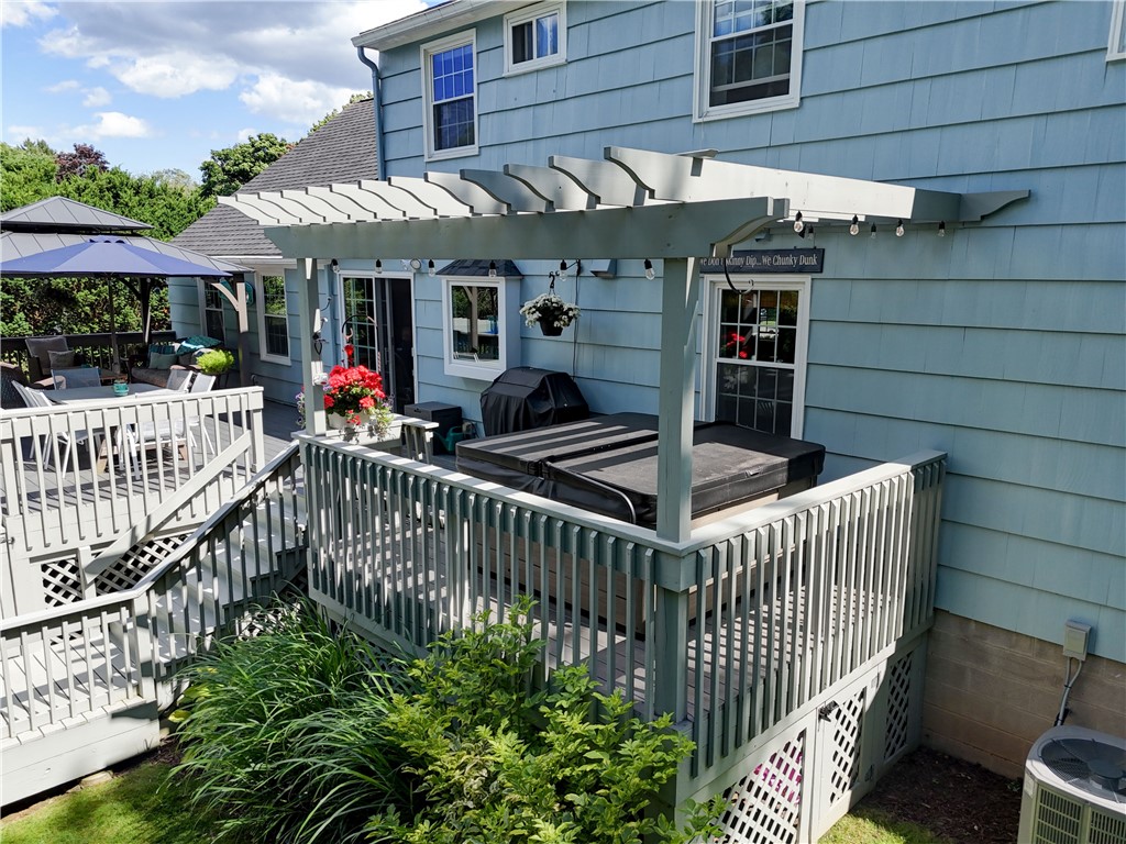 82 Reitz Parkway, Pittsford, New York image 41