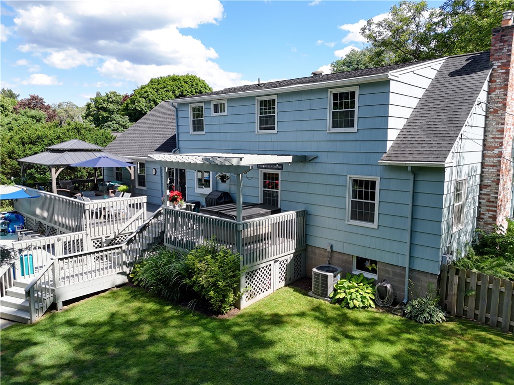 82 Reitz Parkway, Pittsford, New York image 2