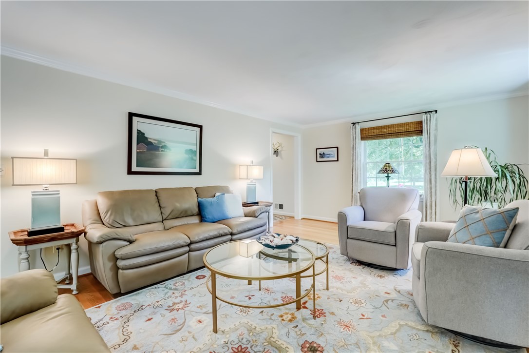 82 Reitz Parkway, Pittsford, New York image 8