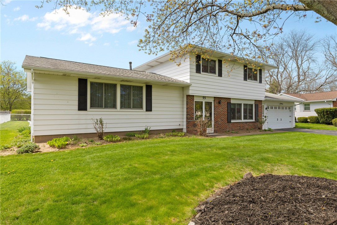 55 Bridgewood Drive, Greece, New York image 3