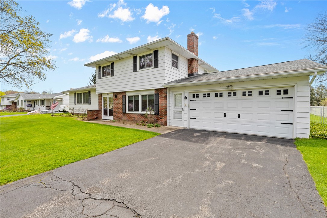 55 Bridgewood Drive, Greece, New York image 2
