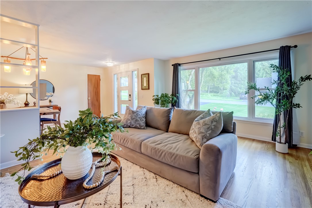 12 Edgewood Drive, Penfield, New York image 9