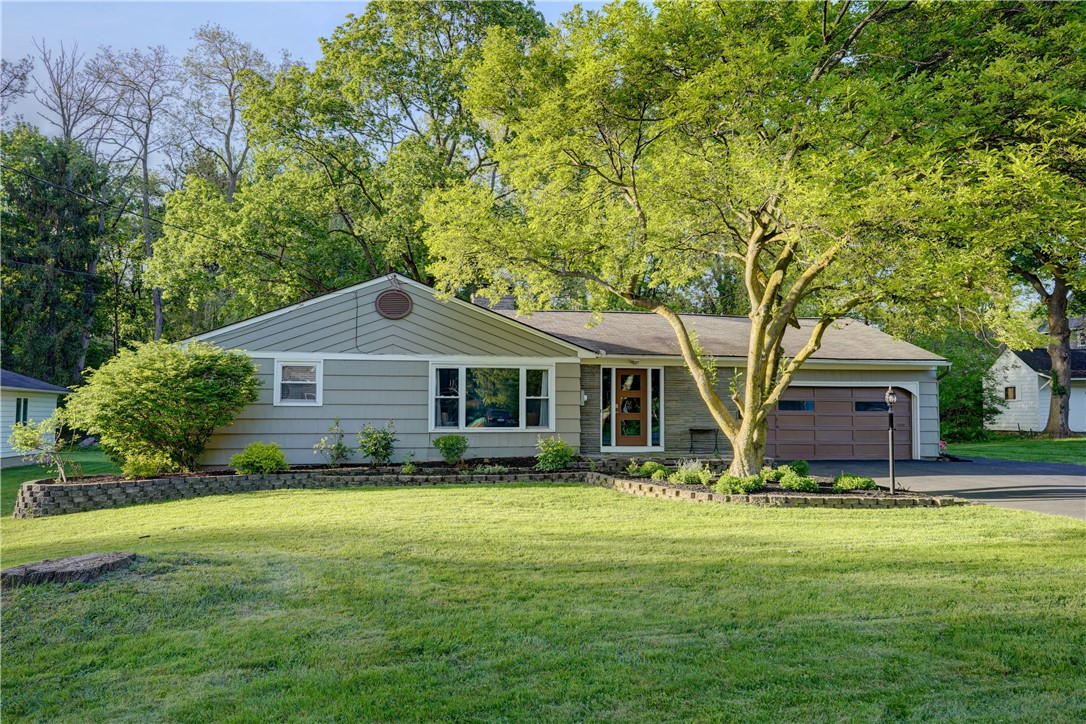 12 Edgewood Drive, Penfield, New York image 35