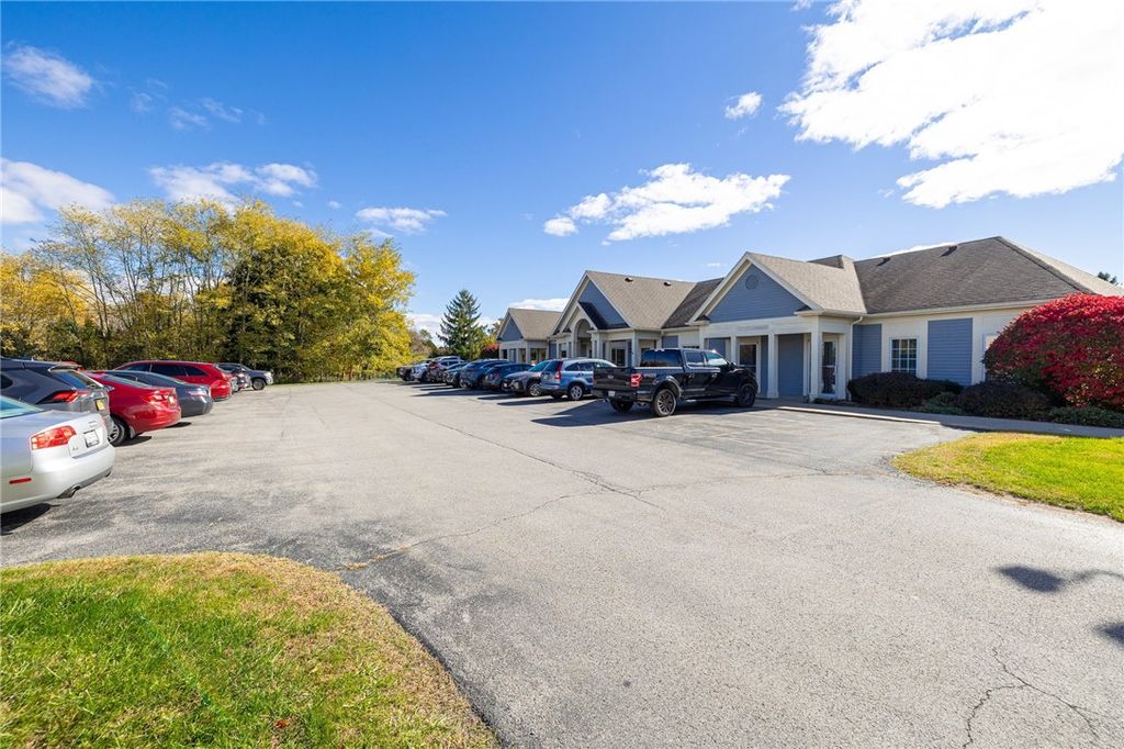 Photo of 101 Assembly Drive, Mendon, NY 14506 (MLS # R1642284)