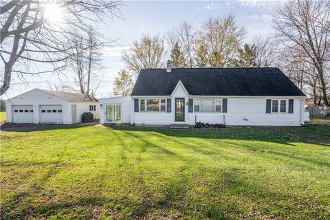 Photo of 3367 State Route 488, Hopewell, NY 14432 (MLS # R1646900)