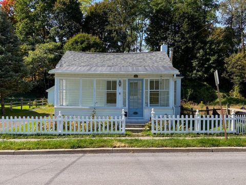 Photo of 74 Susquehanna Avenue, Cooperstown, NY 13326 (MLS # OD136562) Photo of 74 Susquehanna Avenue, Cooperstown, NY 13326 (MLS # OD136562)