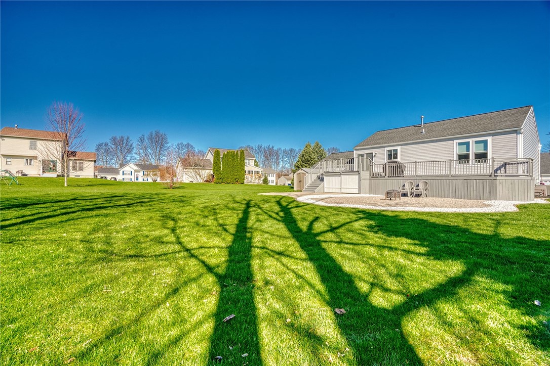 1481 Bowling Green Drive, Webster, New York image 39
