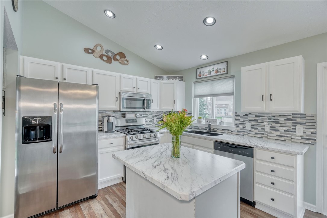 1481 Bowling Green Drive, Webster, New York image 14