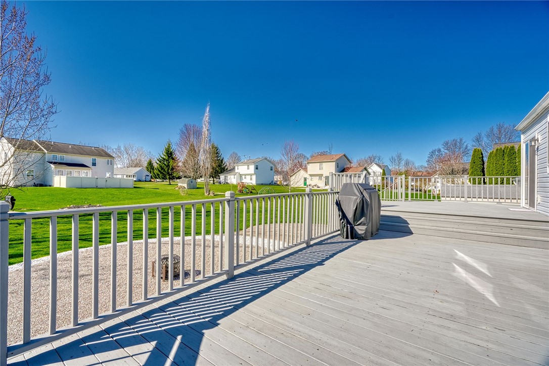 1481 Bowling Green Drive, Webster, New York image 45