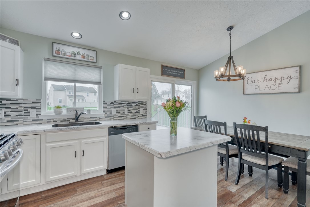 1481 Bowling Green Drive, Webster, New York image 16