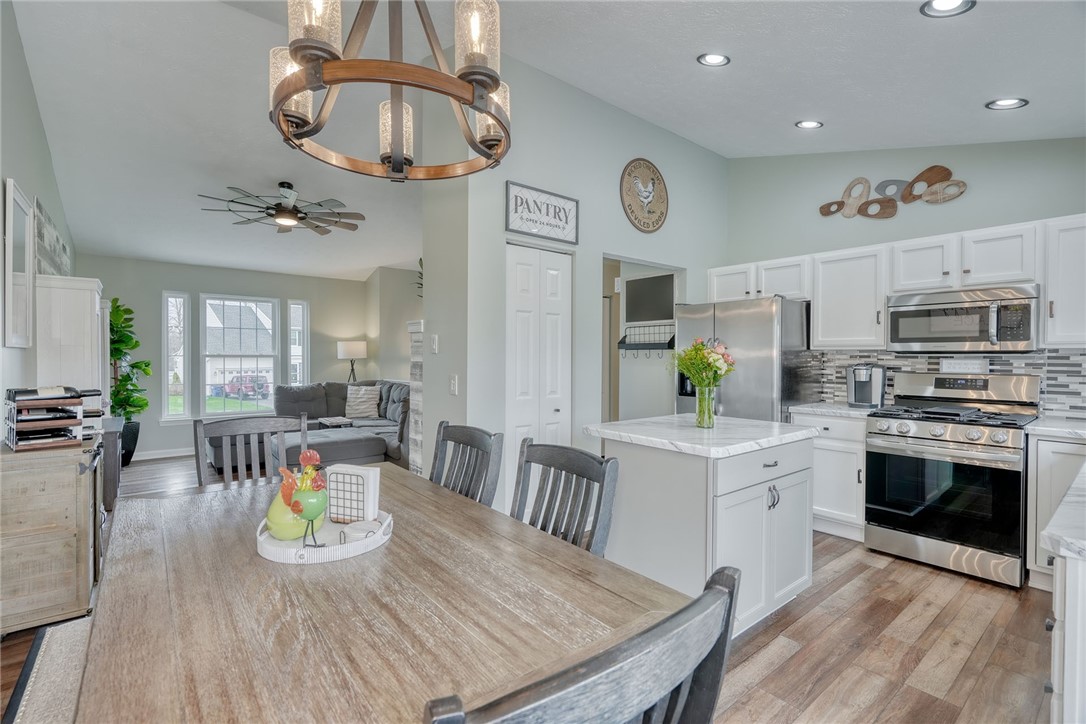1481 Bowling Green Drive, Webster, New York image 11