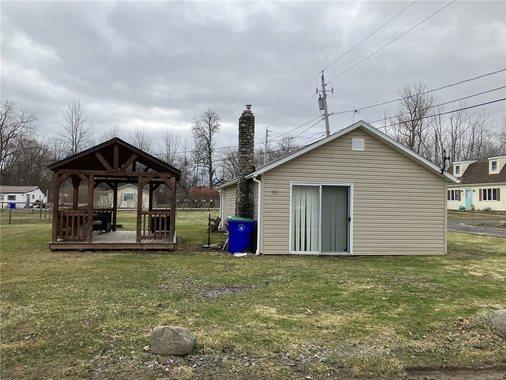 Photo of 935 Vinecliff Street, Carlton, NY 14571 (MLS # R1666625)