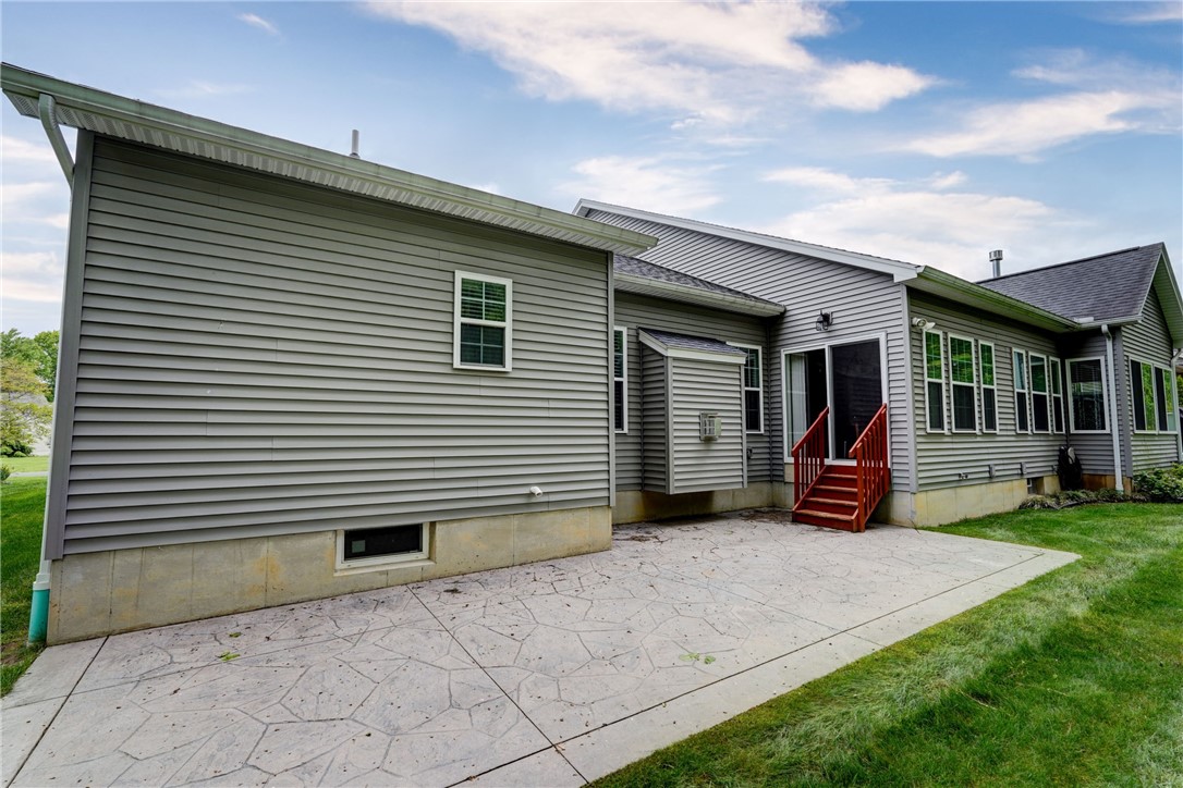 1004 Railway Crossing #PVT, Webster, New York image 3