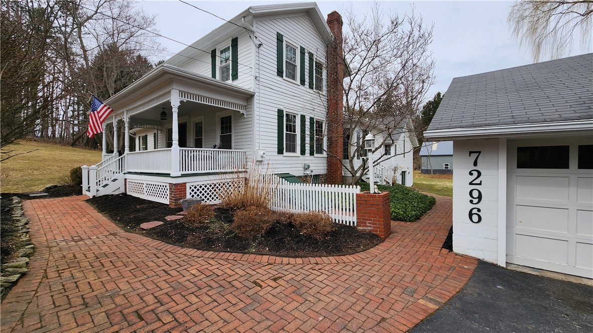 7296 Dryer Road, Victor, New York image 1