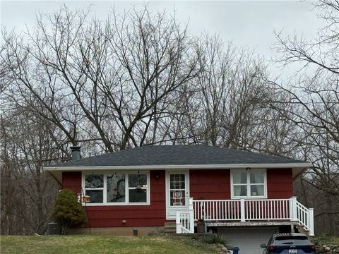 Homes For Sale - 2950 Cambier Road<br/> Wayne County, Palmyra, NY 14513