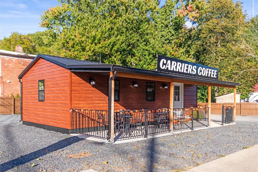 Photo of 19 Galen St St, Galen, NY 14433 (MLS # R1639635)