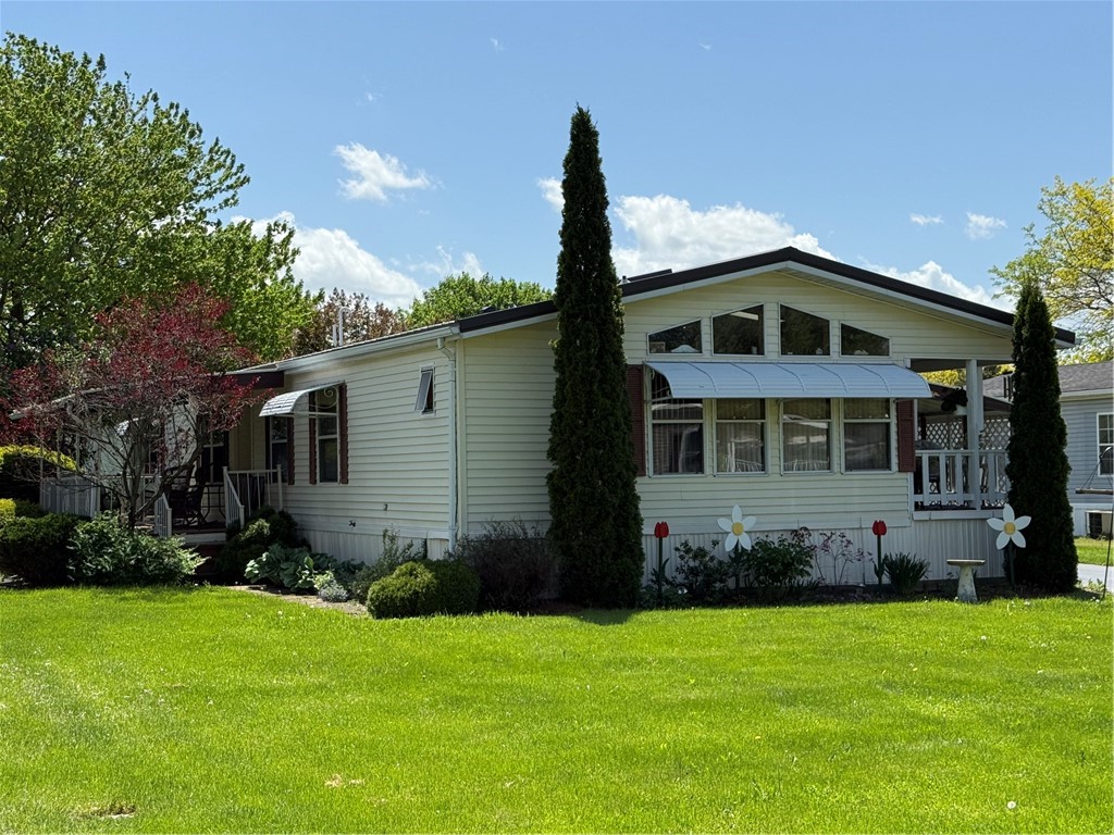 6425 Kims Drive Dr, Victor, New York image 6
