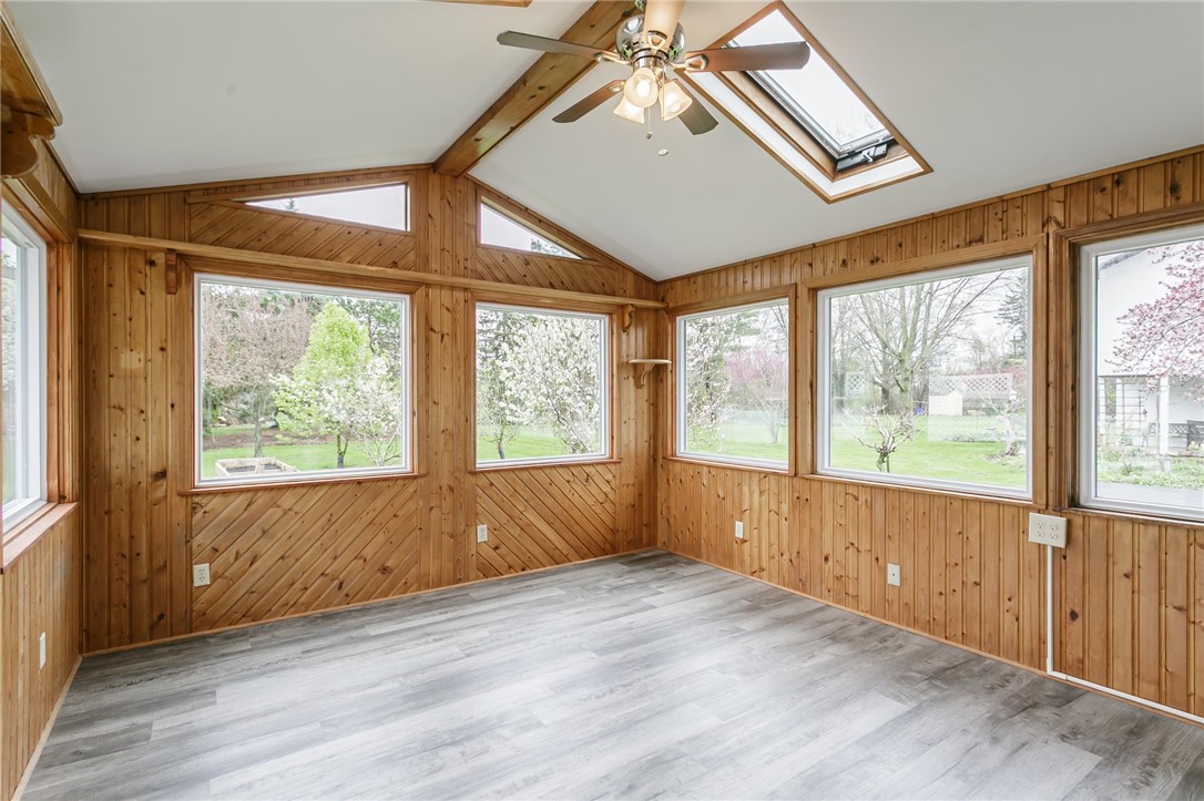 81 Parkway View Vw, Greece, New York image 16
