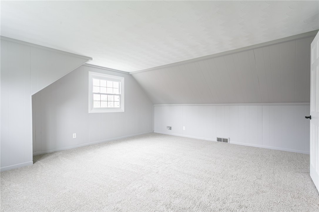 81 Parkway View Vw, Greece, New York image 27