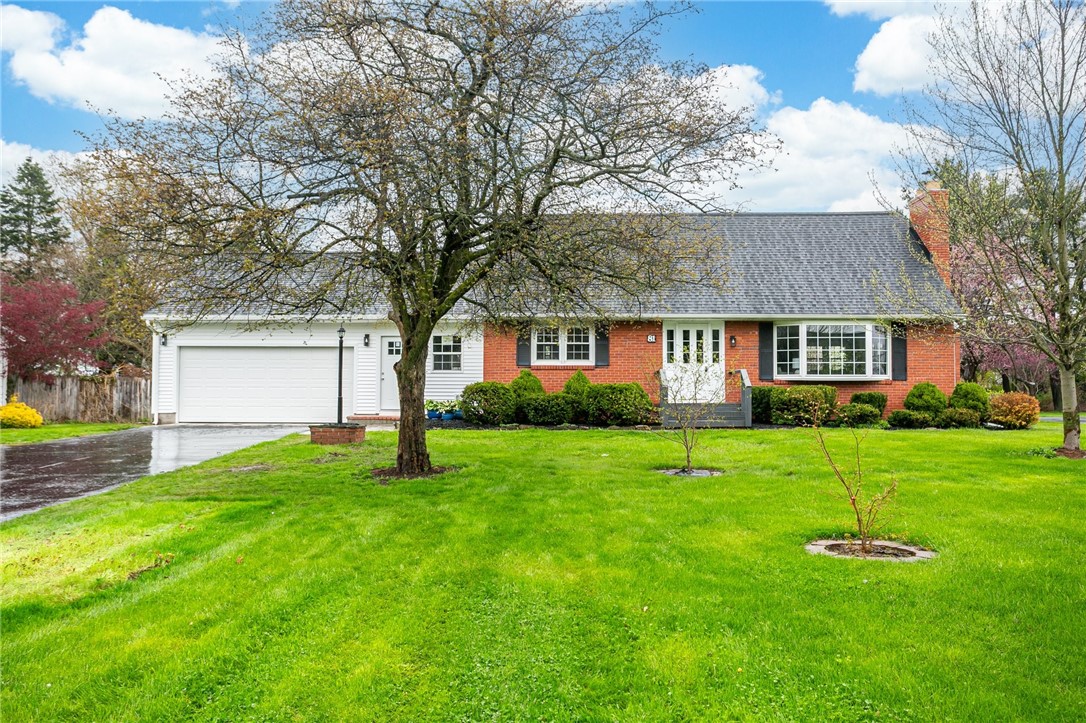 81 Parkway View Vw, Greece, New York image 1