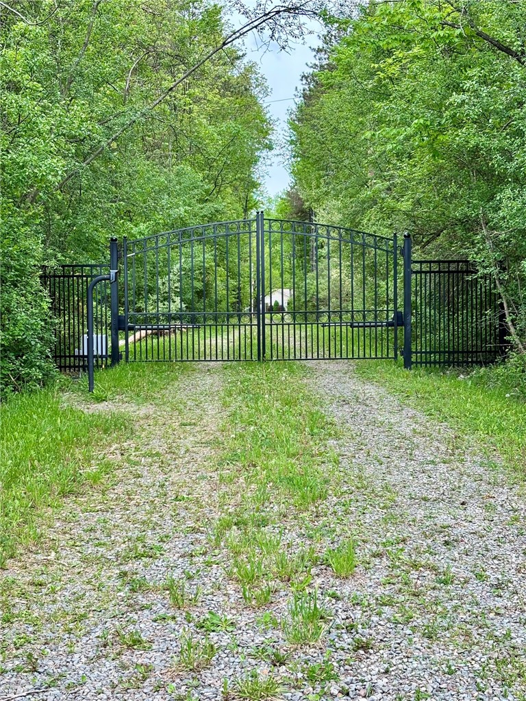 367 Ellison Road