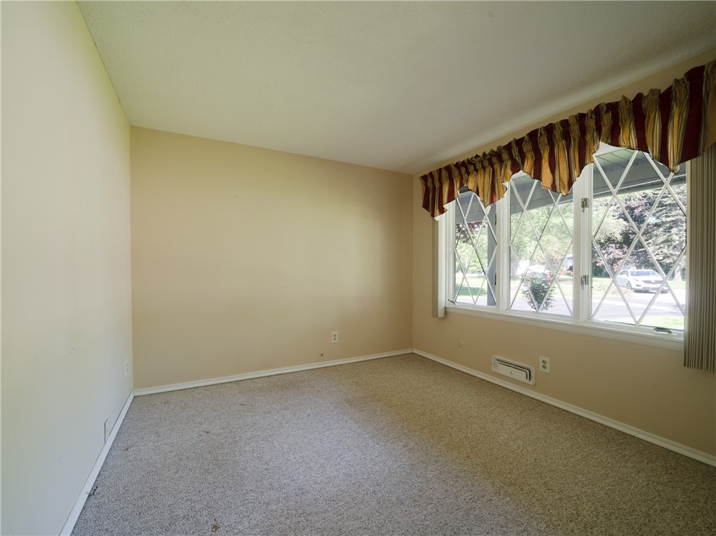 28 Kernwood Drive, Gates, New York image 18