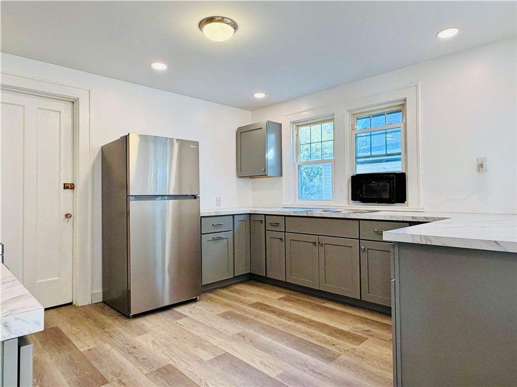 Photo of 34 Terrace Park, Rochester, NY 14619 (MLS # R1640953)