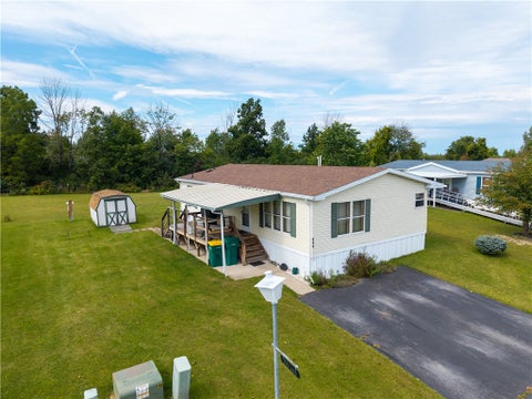Photo of 255 Crabapple Drive, Hopewell, NY 14424 (MLS # R1714916)