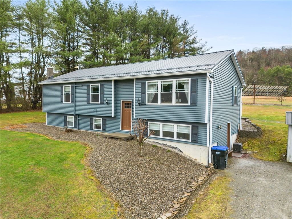 663 halsey valley road