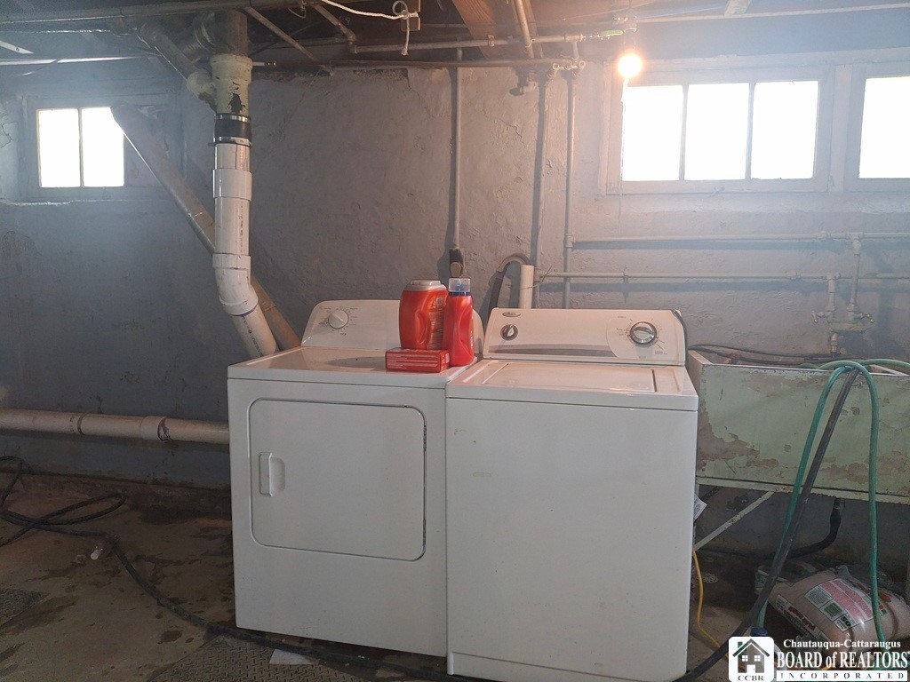 38 Douglas Place, Jamestown, New York image 19