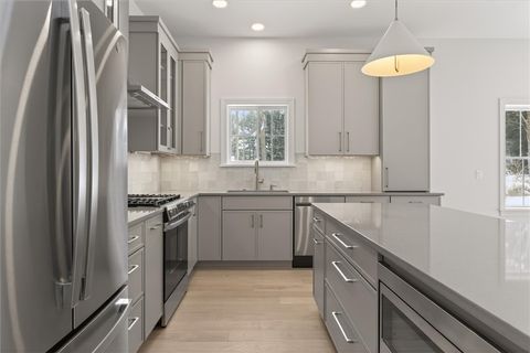 Tiny photo for 640 E Jefferson Avenue #H-2, Perinton, NY 14450 (MLS # R1659942)