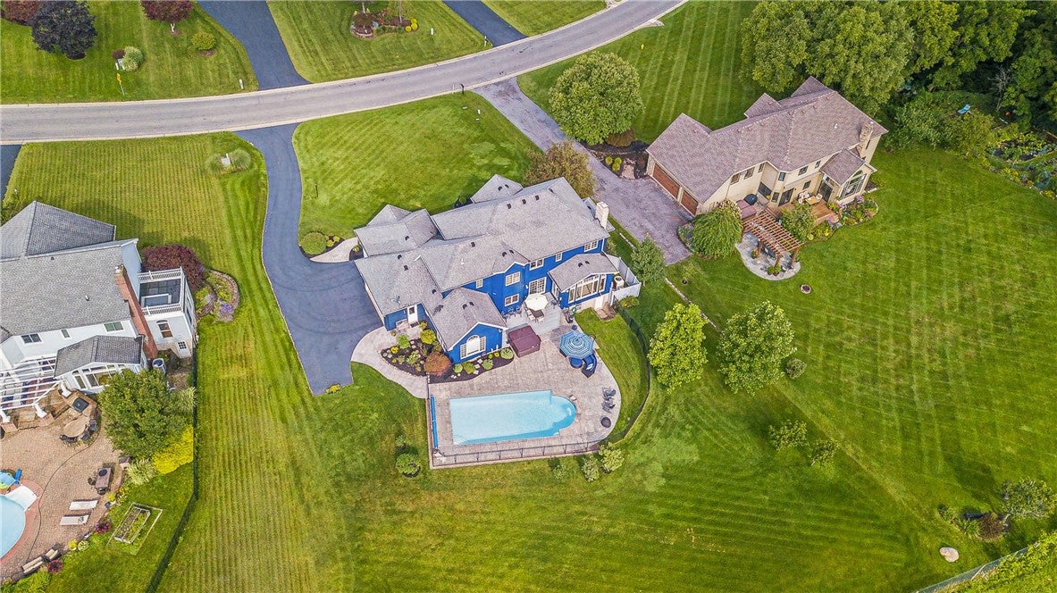 4 Vineyard Hill