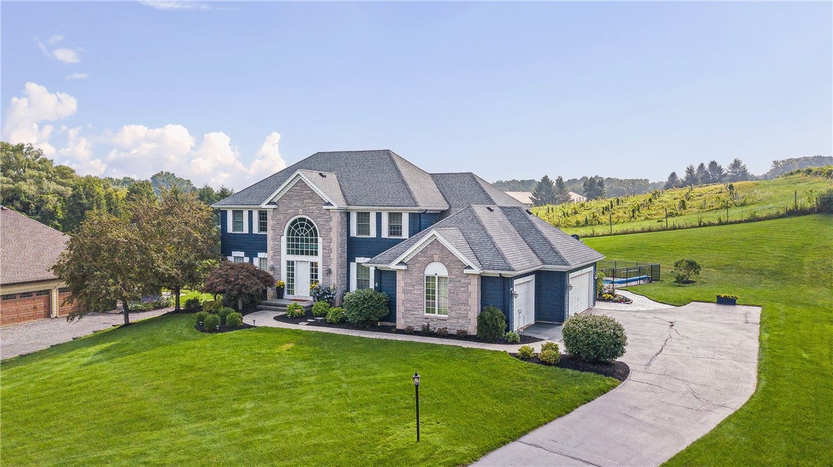 4 Vineyard Hill