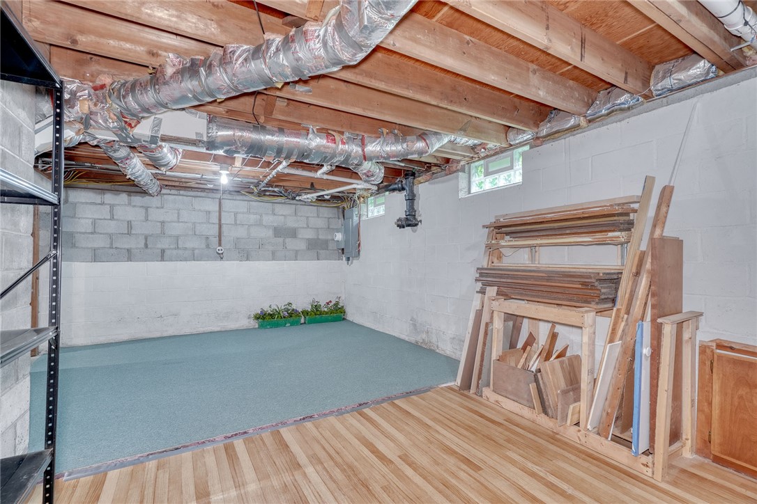 770 Van Voorhis Avenue, Irondequoit, New York image 39