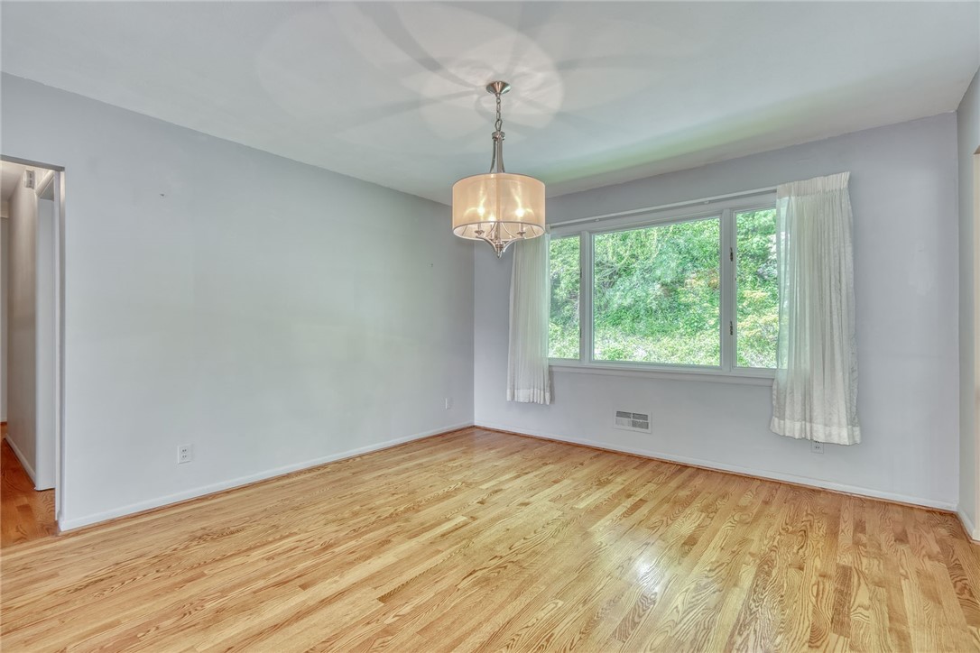 770 Van Voorhis Avenue, Irondequoit, New York image 15