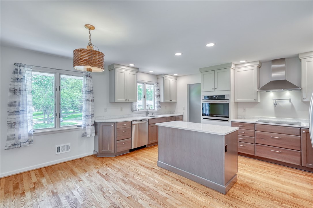 770 Van Voorhis Avenue, Irondequoit, New York image 6