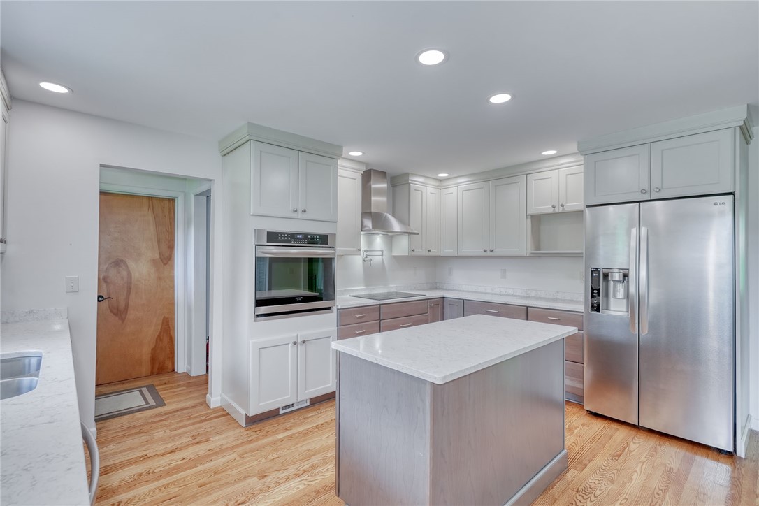 770 Van Voorhis Avenue, Irondequoit, New York image 7