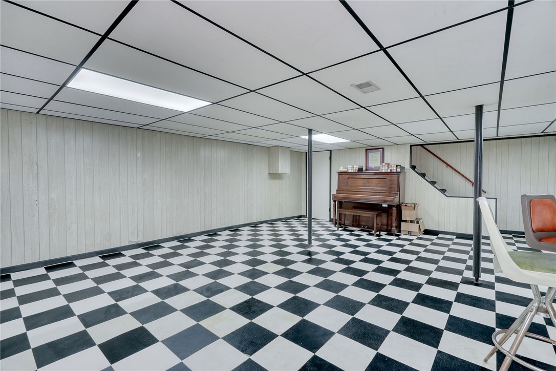 770 Van Voorhis Avenue, Irondequoit, New York image 35