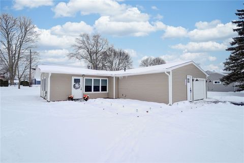 48 Coronet Road Rochester NY 14623