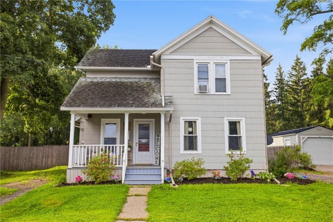 Homes For Sale - 10 Exchange Street<br/> Leroy, NY 14482