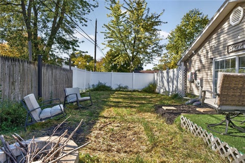Tiny photo for 193 Meadow Circle, Irondequoit, NY 14609 (MLS # R1724203)
