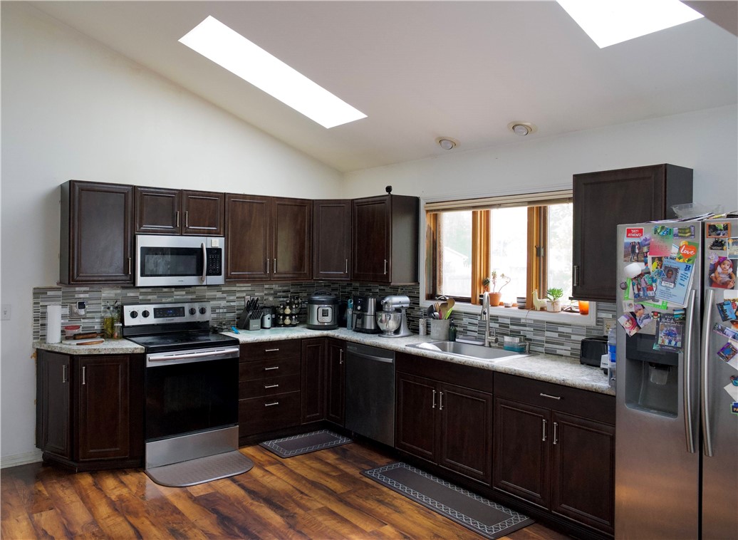 6 Barrington Road