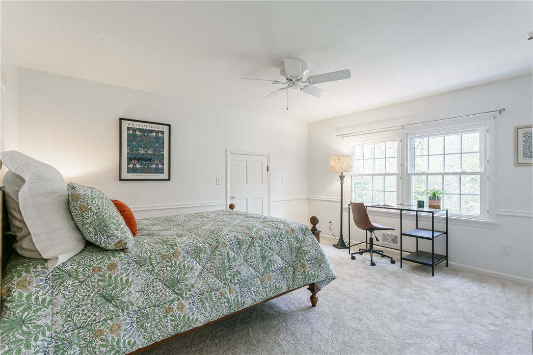 582 Pineglen Drive, Webster, New York image 30
