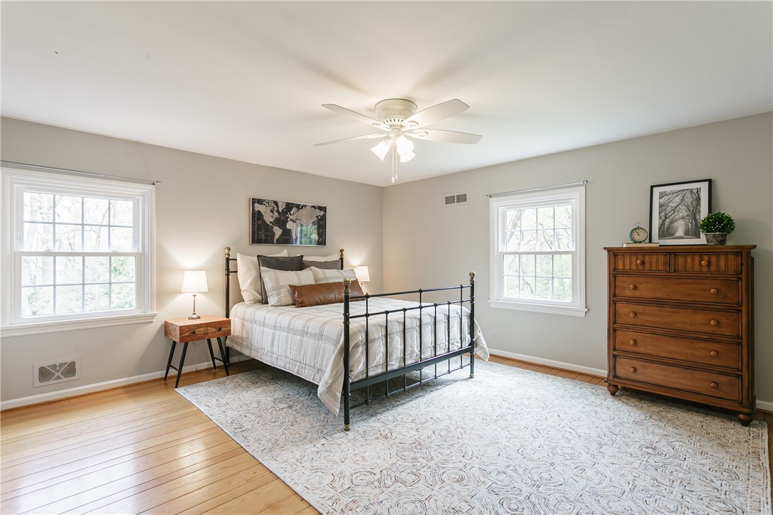 582 Pineglen Drive, Webster, New York image 33