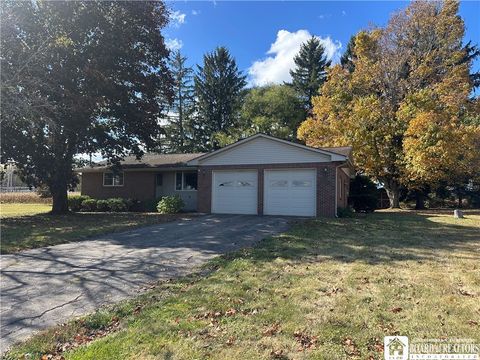 13048 Vaughn Street Springville NY 14141